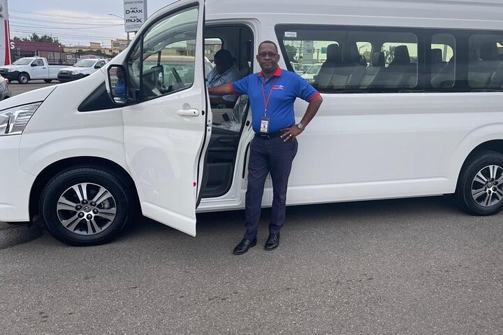 Private Transfer from las Americas Airport (SDQ) to Punta Cana  - Photo 1 of 4